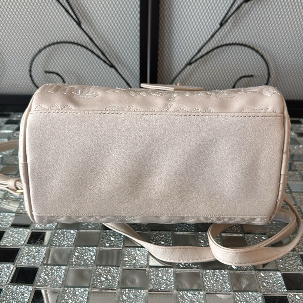 Juicy Couture Beige Satchel bag with crossbody strap - Picture 8 of 10